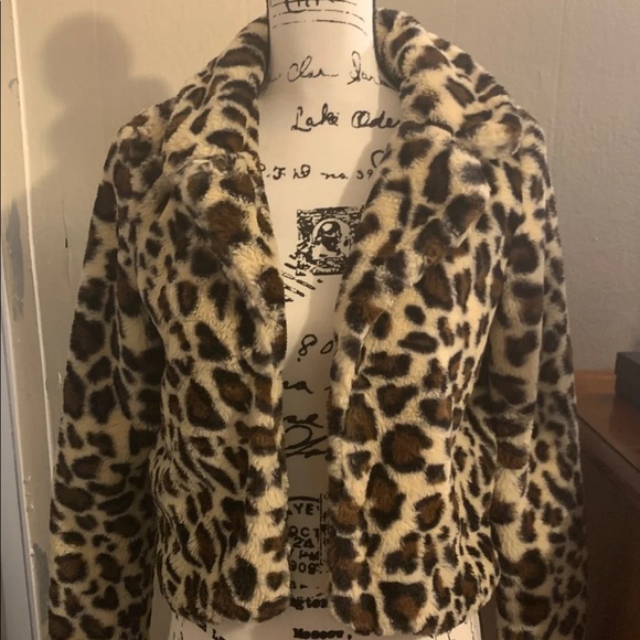 Forever 21 cheetah jacket - Picture 2 of 4